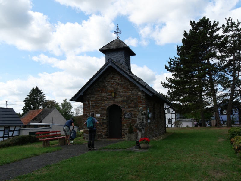 P1168946